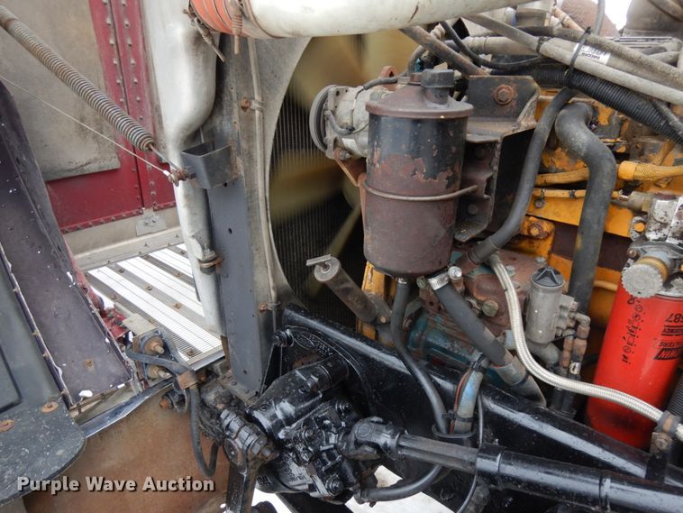 image for item IA9352 1999 Peterbilt 379  semi truck