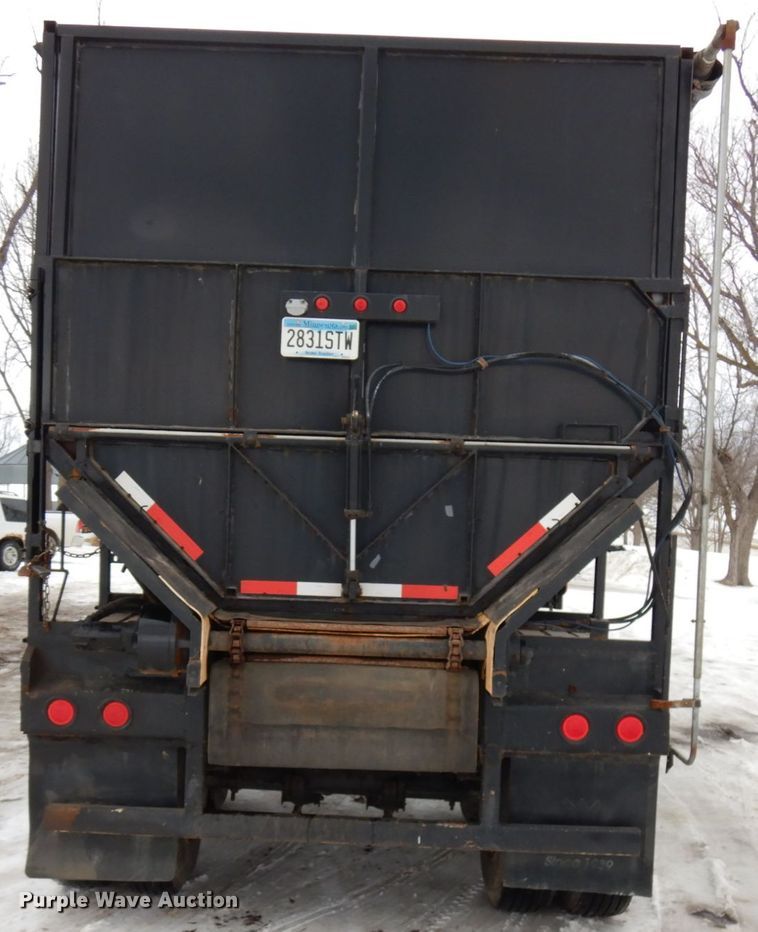 image for item IA9353 1999 Trinity live bottom trailer