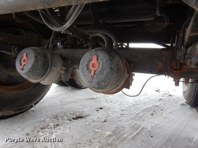 image for item IA9353 1999 Trinity live bottom trailer