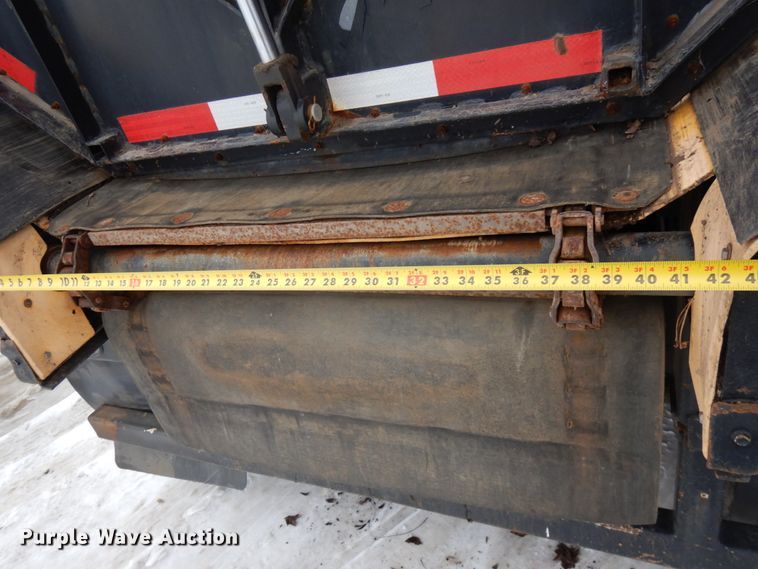 image for item IA9353 1999 Trinity live bottom trailer