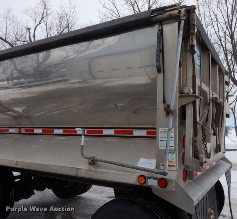 image for item IA9355 2013 Mac Trailers end dump trailer