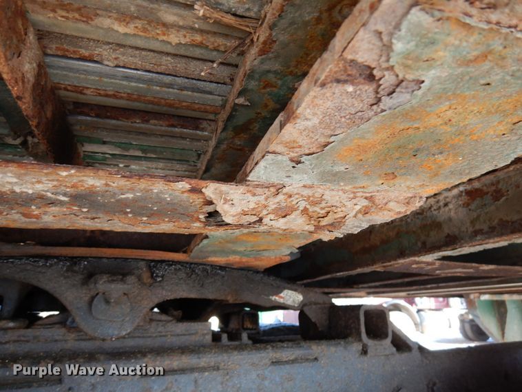 image for item IA9365 1998 Wilkens 45108CC walking floor trailer