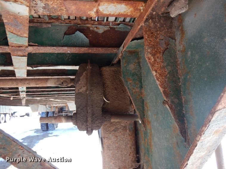 image for item IA9365 1998 Wilkens 45108CC walking floor trailer