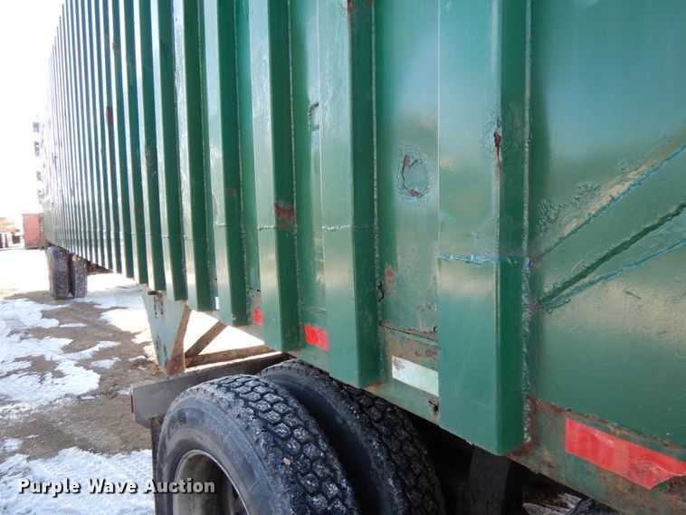image for item IA9365 1998 Wilkens 45108CC walking floor trailer