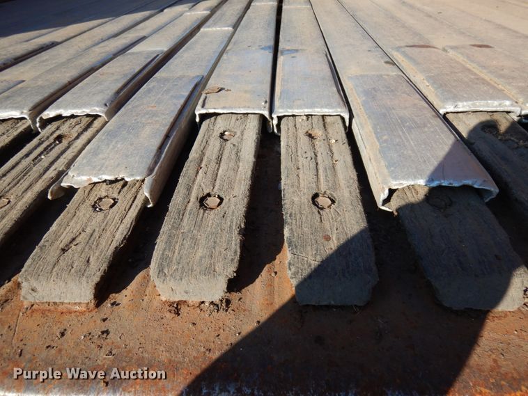 image for item IA9365 1998 Wilkens 45108CC walking floor trailer