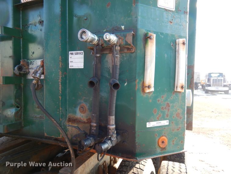 image for item IA9366 1999 Wilkens 45108CC walking floor trailer