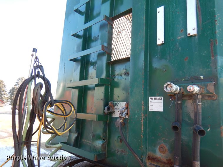 image for item IA9366 1999 Wilkens 45108CC walking floor trailer