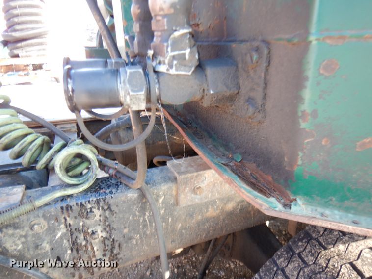 image for item IA9366 1999 Wilkens 45108CC walking floor trailer