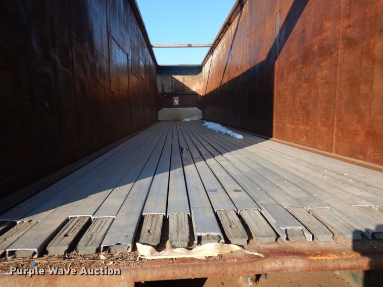 image for item IA9366 1999 Wilkens 45108CC walking floor trailer