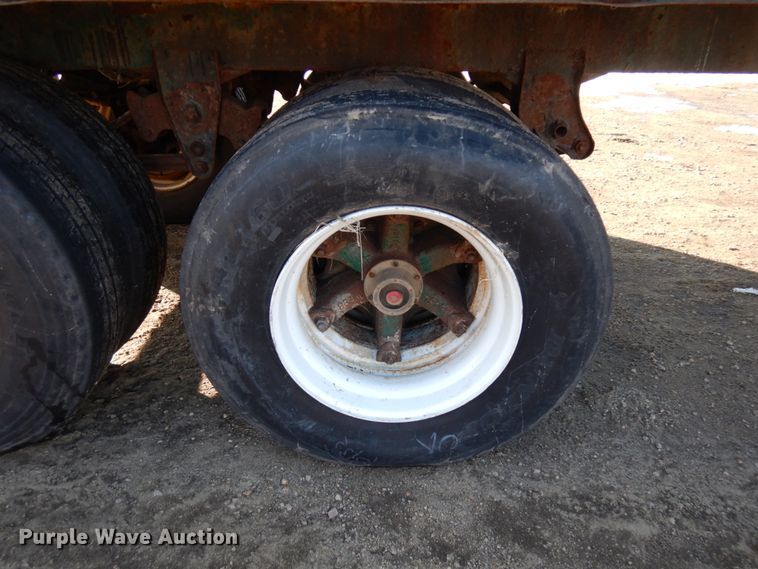 image for item IA9366 1999 Wilkens 45108CC walking floor trailer