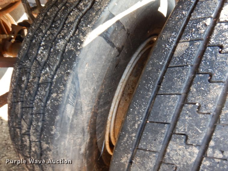 image for item IA9366 1999 Wilkens 45108CC walking floor trailer