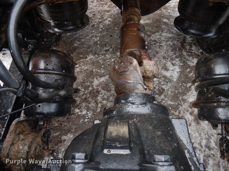 image for item IA9367 2013 Freightliner Cascadia  semi truck