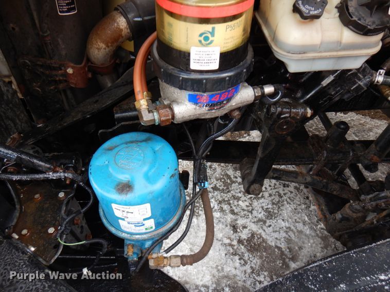 image for item IA9367 2013 Freightliner Cascadia  semi truck