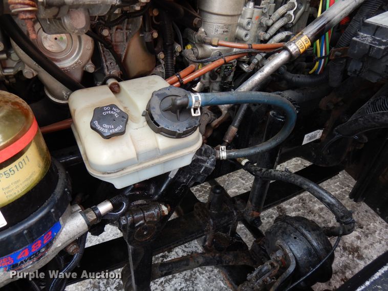 image for item IA9367 2013 Freightliner Cascadia  semi truck