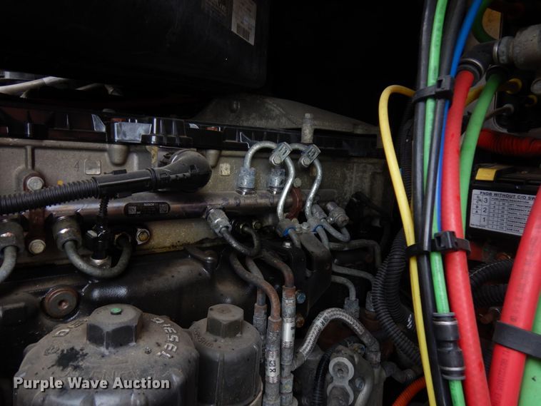 image for item IA9367 2013 Freightliner Cascadia  semi truck