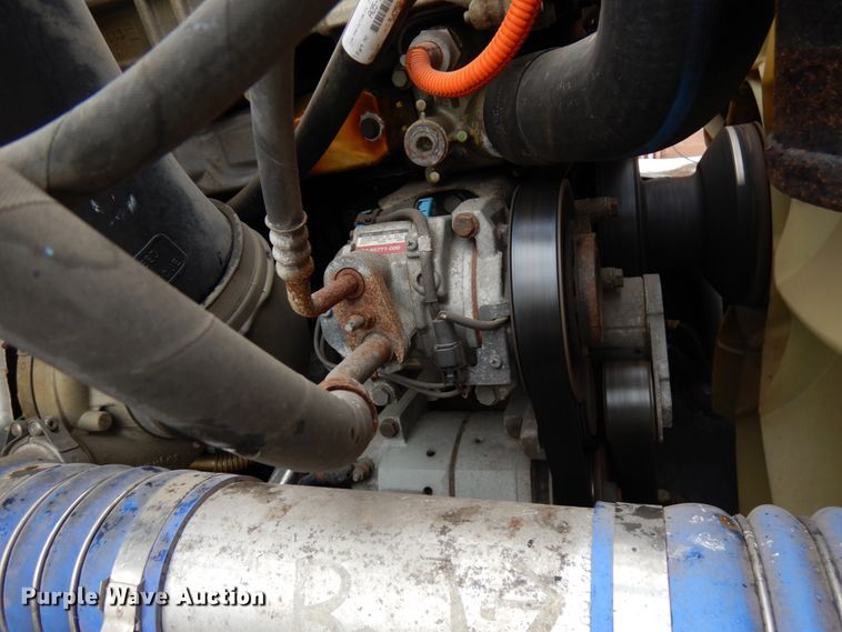 image for item IA9367 2013 Freightliner Cascadia  semi truck