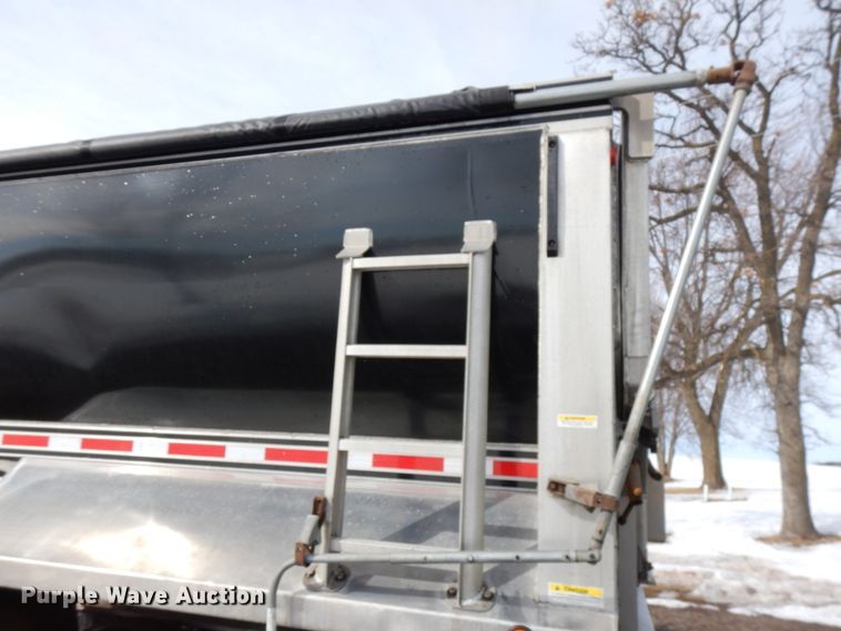 image for item IA9378 2010 Mac Trailers end dump trailer