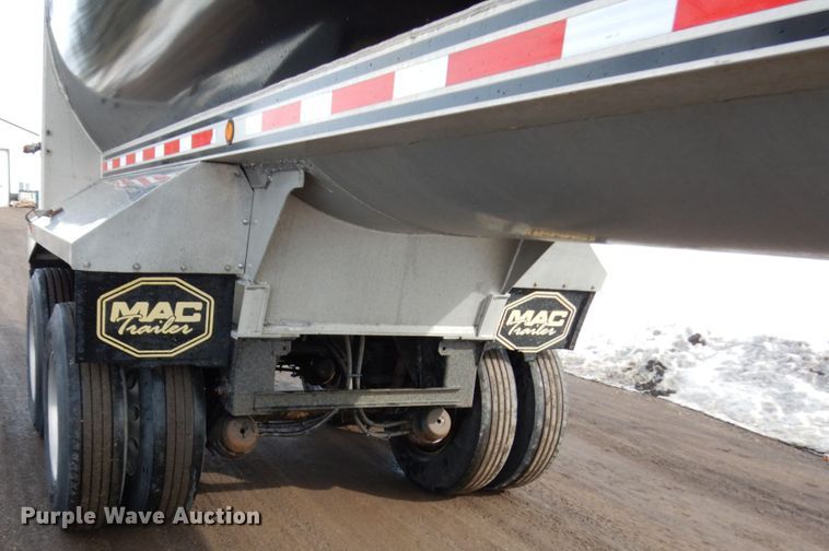 image for item IA9378 2010 Mac Trailers end dump trailer