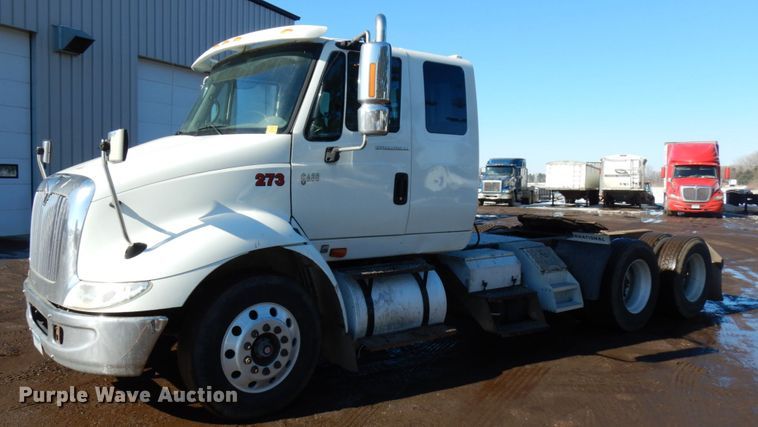 image for item IA9412 2007 International 8600  semi truck