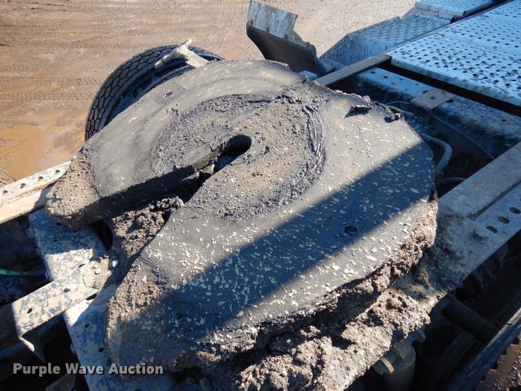 image for item IA9412 2007 International 8600  semi truck