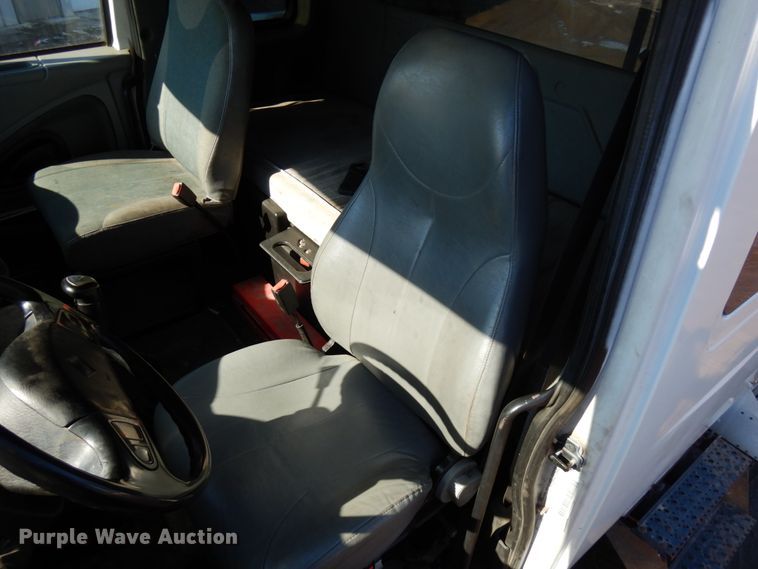 image for item IA9412 2007 International 8600  semi truck