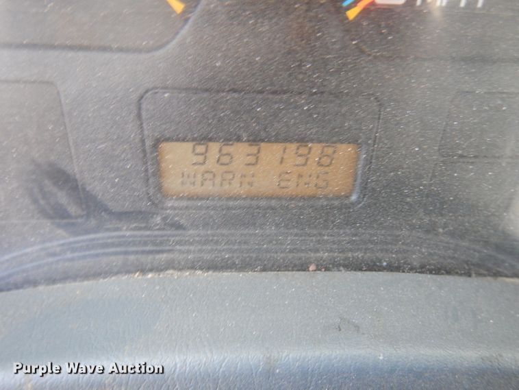 image for item IA9412 2007 International 8600  semi truck