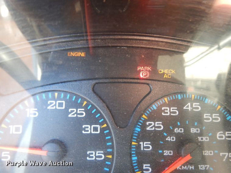 image for item IA9412 2007 International 8600  semi truck