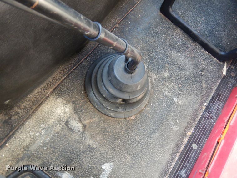 image for item IA9412 2007 International 8600  semi truck