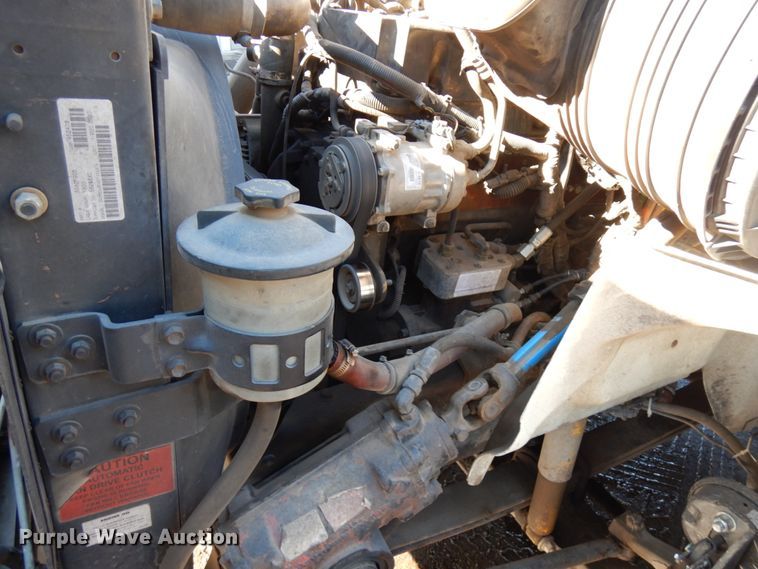 image for item IA9412 2007 International 8600  semi truck