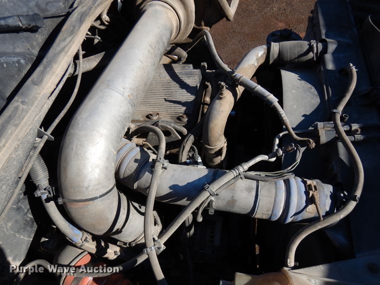 image for item IA9412 2007 International 8600  semi truck