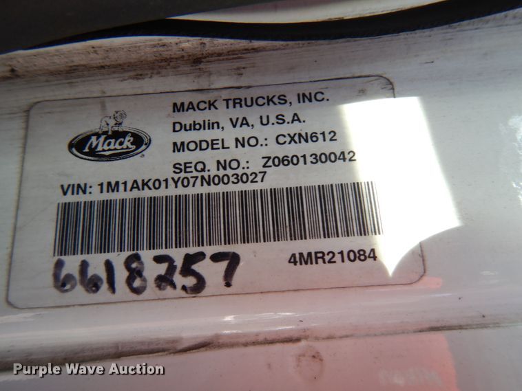 image for item IA9413 2007 Mack CXN612  dump truck