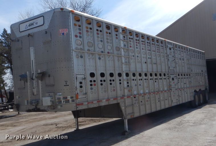 image for item IK9789 2005 Wilson PSDCL-402  livestock trailer