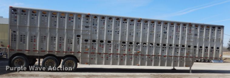 image for item IK9789 2005 Wilson PSDCL-402  livestock trailer