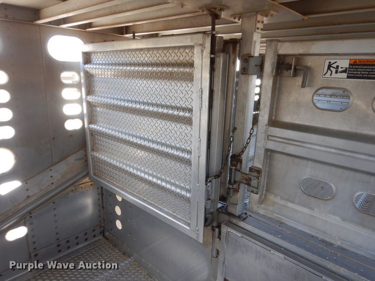 image for item IK9789 2005 Wilson PSDCL-402  livestock trailer