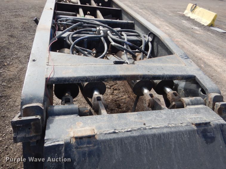 image for item IK9800 2001 Talbert T4DW50SAHRG1-11 lowboy equipment trailer