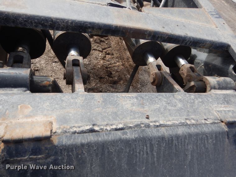 image for item IK9800 2001 Talbert T4DW50SAHRG1-11 lowboy equipment trailer