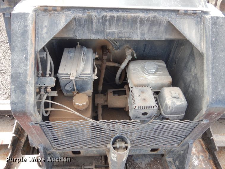 image for item IK9800 2001 Talbert T4DW50SAHRG1-11 lowboy equipment trailer