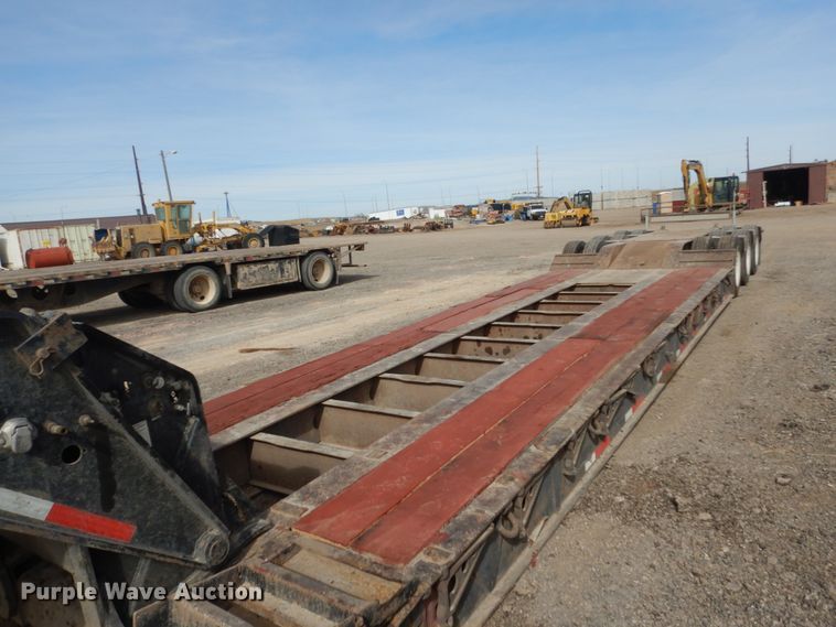 image for item IK9800 2001 Talbert T4DW50SAHRG1-11 lowboy equipment trailer