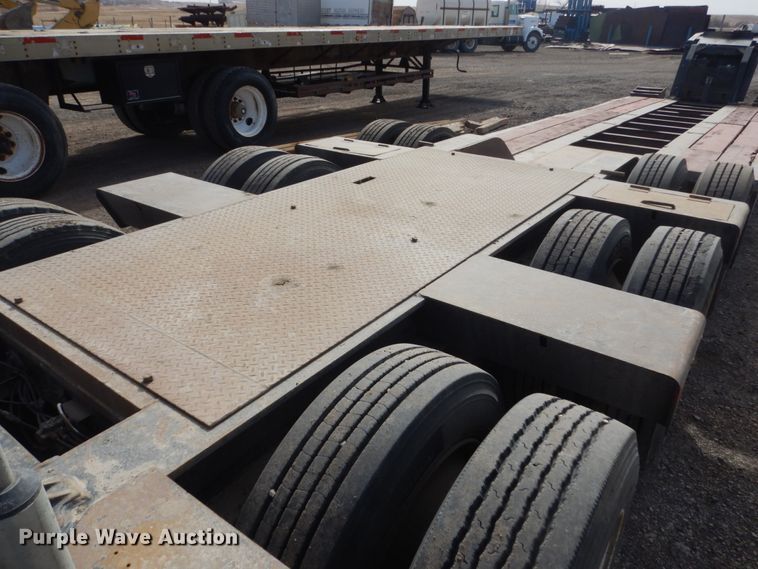 image for item IK9800 2001 Talbert T4DW50SAHRG1-11 lowboy equipment trailer