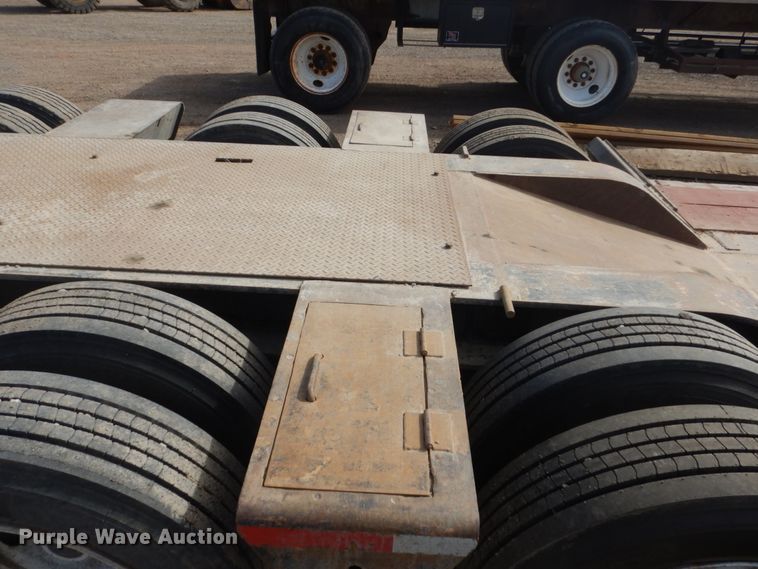 image for item IK9800 2001 Talbert T4DW50SAHRG1-11 lowboy equipment trailer