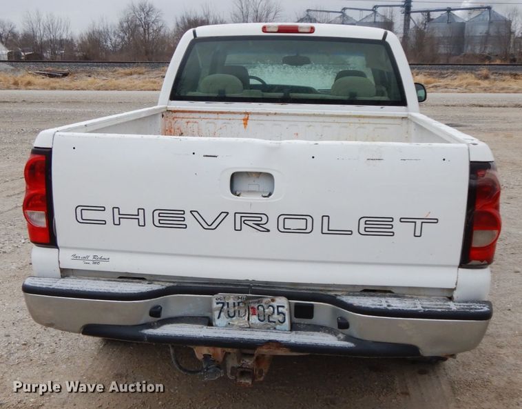 image for item DF6346 2006 Chevrolet Silverado 1500  Ext. Cab pickup truck
