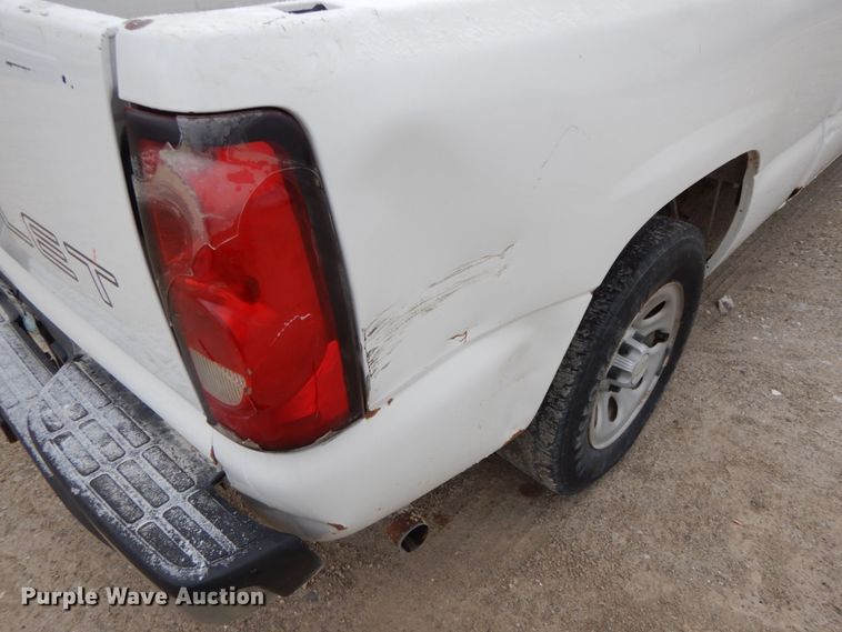 image for item DF6346 2006 Chevrolet Silverado 1500  Ext. Cab pickup truck