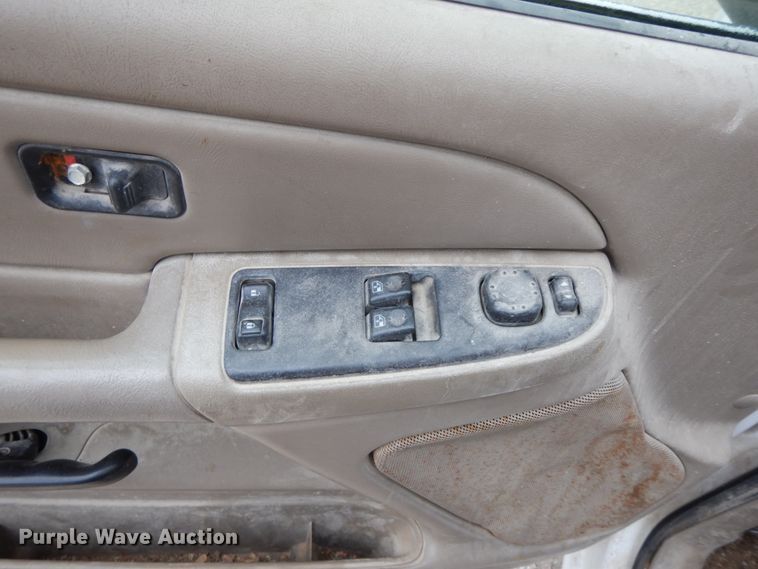 image for item DF6346 2006 Chevrolet Silverado 1500  Ext. Cab pickup truck