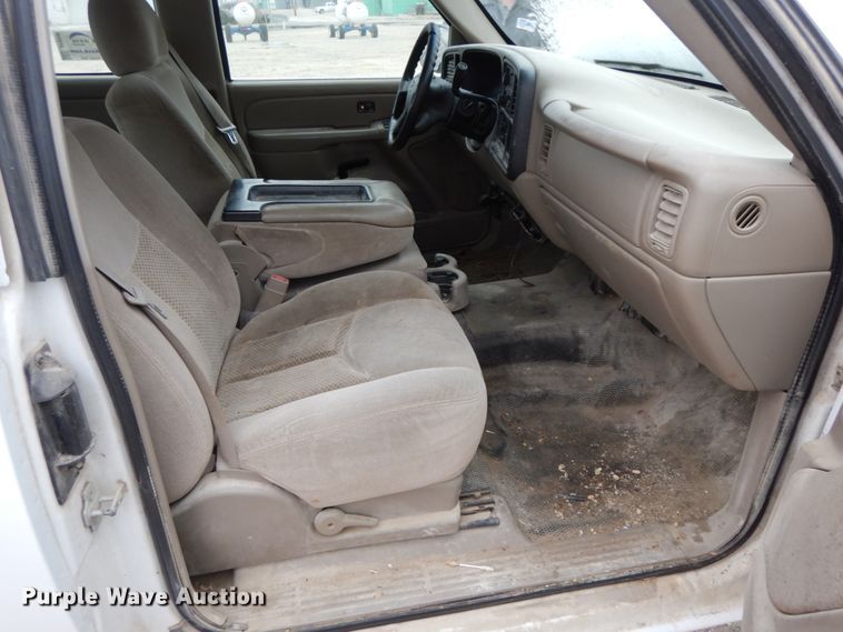 image for item DF6346 2006 Chevrolet Silverado 1500  Ext. Cab pickup truck