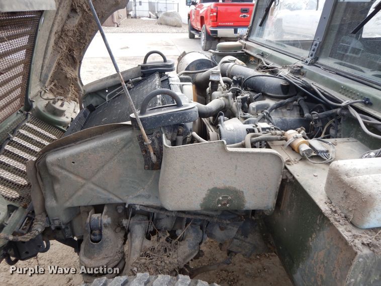 image for item DF6491 1990 Am General M998 Humvee  SUV