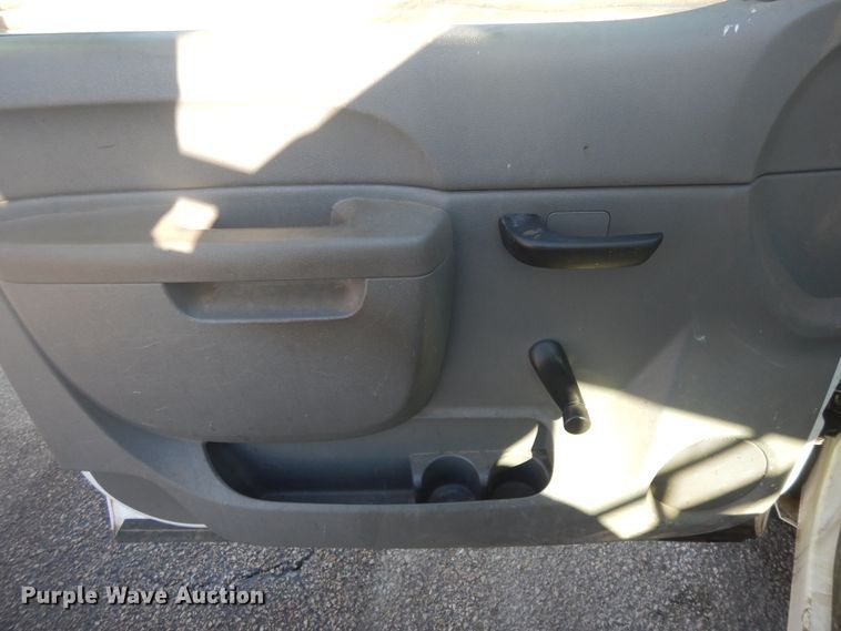 image for item DF6757 2011 Chevrolet Silverado 1500  pickup truck