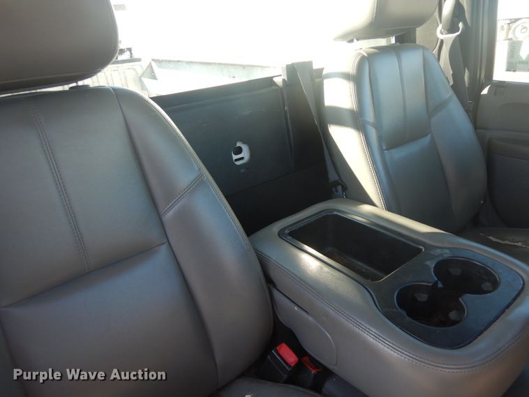 image for item DF6757 2011 Chevrolet Silverado 1500  pickup truck