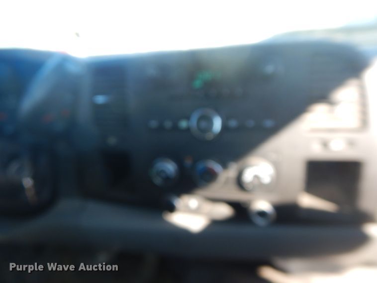 image for item DF6757 2011 Chevrolet Silverado 1500  pickup truck