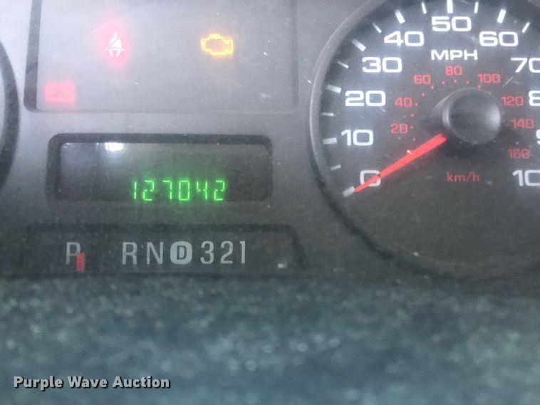 image for item DF6760 2005 Ford F450  flat dump bed truck