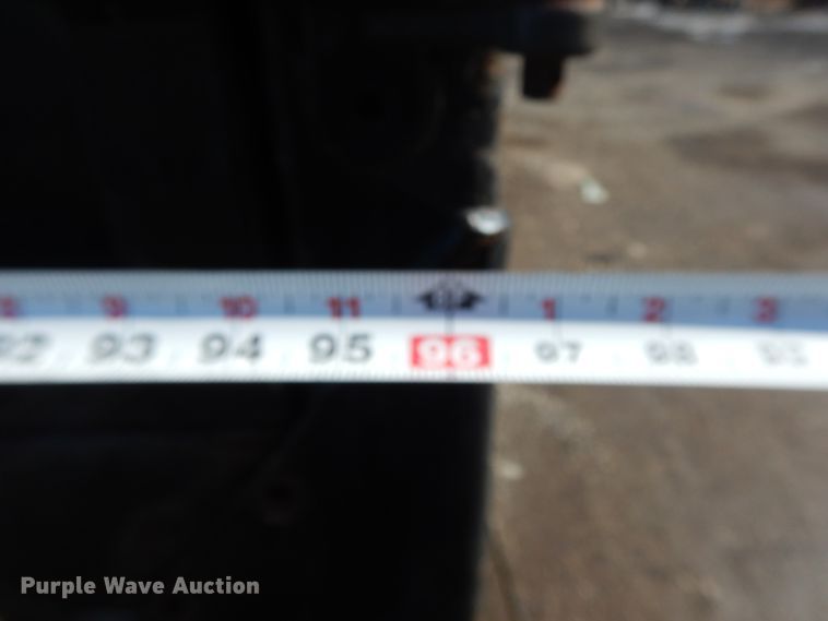 image for item DF6760 2005 Ford F450  flat dump bed truck